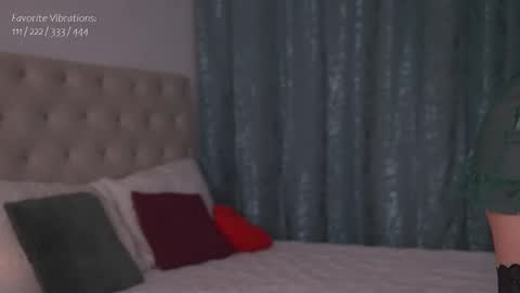 Snapshot of alyonaqueen_ chatting on 13, 2, 2025 Alyona online show from 13, 2, 2025