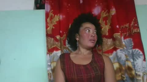 Snapshot of alypierette chatting on 11, 11, 2025 alypierette online show from 11, 11, 2025