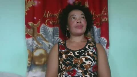 Snapshot of alypierette chatting on 12, 11, 2025 alypierette online show from 12, 11, 2025