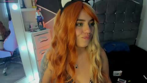 Snapshot of alysa_magic chatting on 25, 5, 2026 alysa magic online show from 25, 5, 2026