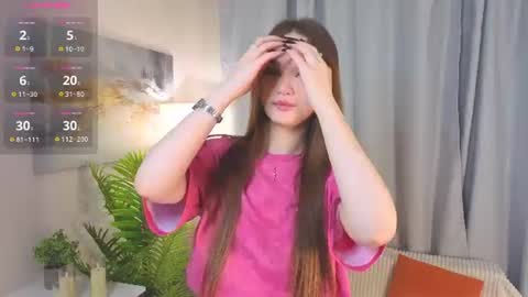 Snapshot of alyshaplescia chatting on 13, 6, 2026 Mona online show from 13, 6, 2026