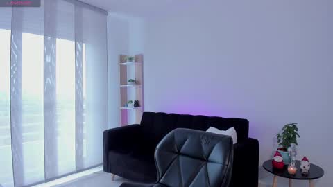 Snapshot of alysonn_conner chatting on 23, 12, 2024 Alyson online show from 23, 12, 2024