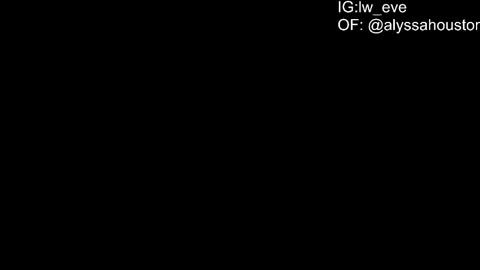 Snapshot of alyssa_houston chatting on 11, 11, 2025 Alyssa Ig lw eve online show from 11, 11, 2025