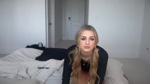 alyssastonee online show from 28, 9, 2025