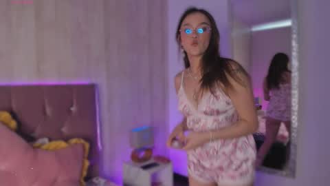 Alyy online show from 2, 3, 2026