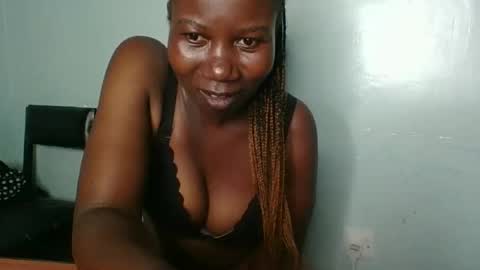 am_creme_delight online show from 18, 4, 2026