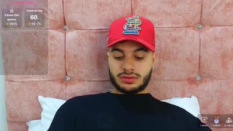 Snapshot of amadeo_wild chatting on 14, 11, 2025 Amadeo Wild online show from 14, 11, 2025