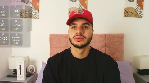 Snapshot of amadeo_wild chatting on 16, 11, 2025 Amadeo Wild online show from 16, 11, 2025