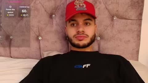 Snapshot of amadeo_wild chatting on 29, 11, 2025 Amadeo Wild online show from 29, 11, 2025