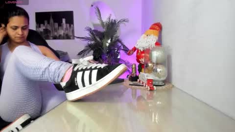 anny online show from 30, 11, 2025