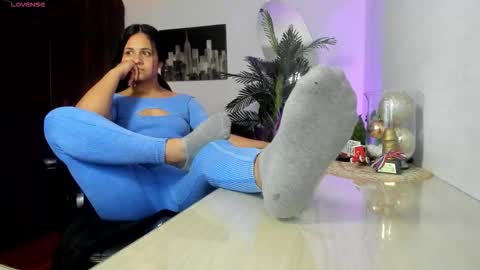 anny online show from 19, 12, 2025