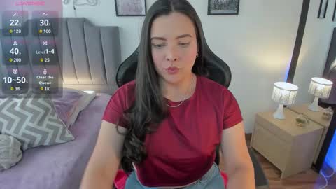 Hi Im AmaiaHelp me reach 100 likes online show from 17, 12, 2025