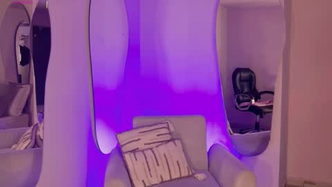 Snapshot of amaiahaywood chatting on 8, 11, 2025 Amaia Haywood online show from 8, 11, 2025