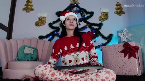 Snapshot of amaisinclair chatting on 22, 12, 2024 Amai Sinclair online show from 22, 12, 2024