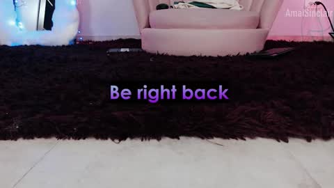 Snapshot of amaisinclair chatting on 11, 9, 2025 Amai Sinclair online show from 11, 9, 2025