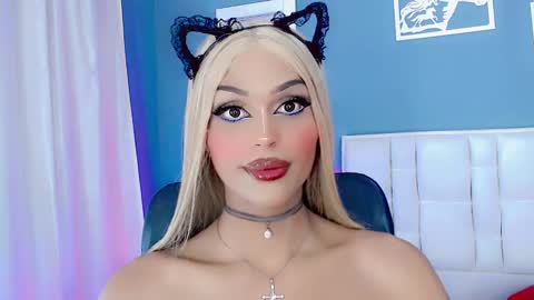 Snapshot of amal_baddel_ chatting on 15, 12, 2024 amal_baddel_ online show from 15, 12, 2024