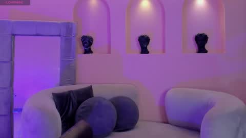 Amalia cruss online show from 11, 2, 2026