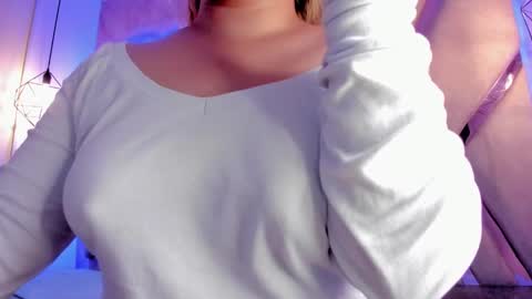 Amalia Im Back See you soon this January 7 at 10 pm Colombia time online show from 4, 2, 2025