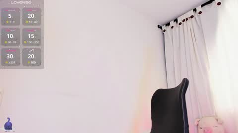 Amalia    real MIA  online show from 18, 12, 2024