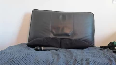 Snapshot of amaliamarkova_ chatting on 29, 10, 2025 Amalia online show from 29, 10, 2025