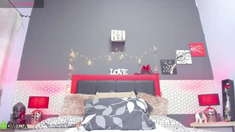 diana        Private is Open online show from 27, 12, 2024