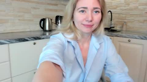 Snapshot of amanda___grey chatting on 7, 4, 2026 Amanda insta amanda grey online show from 7, 4, 2026