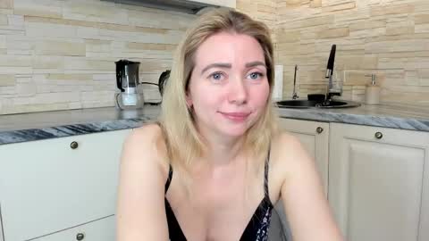 Snapshot of amanda___grey chatting on 24, 4, 2026 Amanda insta amanda grey online show from 24, 4, 2026