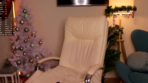 Snapshot of amanda__fox chatting on 2, 12, 2024 Amanda fox online show from 2, 12, 2024