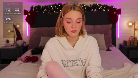 Snapshot of amanda__fox chatting on 6, 12, 2024 Amanda fox online show from 6, 12, 2024