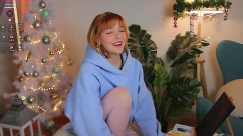 Snapshot of amanda__fox chatting on 15, 12, 2024 Amanda fox online show from 15, 12, 2024