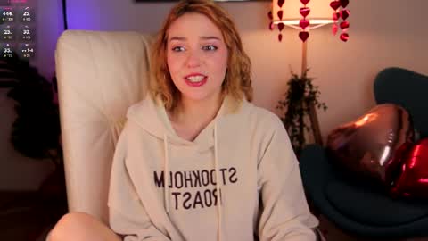 Snapshot of amanda__fox chatting on 19, 2, 2025 Amanda fox online show from 19, 2, 2025