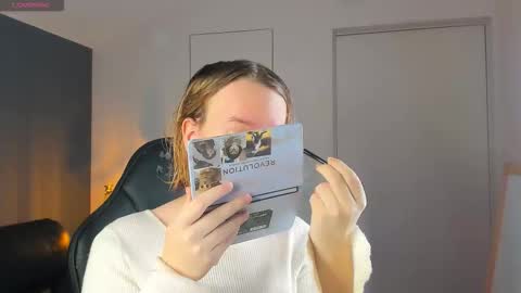 Snapshot of amanda_butlerr chatting on 22, 10, 2025 Hi im Amanda online show from 22, 10, 2025