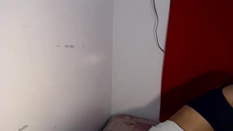 Snapshot of amanda_fuck69 chatting on 2, 11, 2025 Amanda online show from 2, 11, 2025