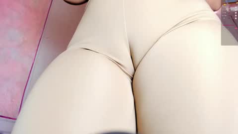 Amanda Marcuzzi  online show from 6, 10, 2025