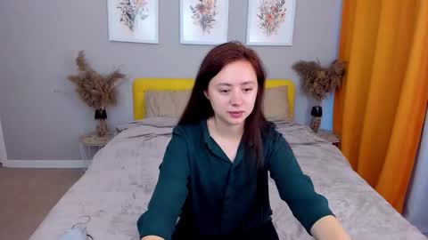 Snapshot of amandalorey chatting on 11, 11, 2025 amandalorey online show from 11, 11, 2025