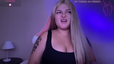 Amandha online show from 4, 3, 2025