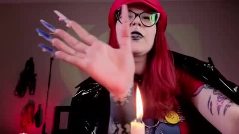 Goddess Amanita online show from 23, 1, 2025