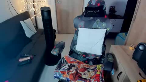 Amara Lux online show from 20, 12, 2025