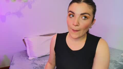 Amara Vega  online show from 14, 12, 2025