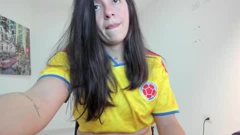 Snapshot of amaranta69_cam chatting on 16, 5, 2026 AMARANTA online show from 16, 5, 2026