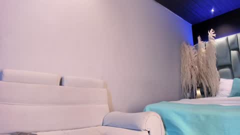 Emily online show from 4, 1, 2025