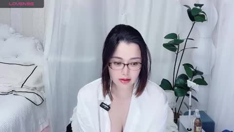 Snapshot of amaya_yooo_36d chatting on 10, 9, 2025 yooo online show from 10, 9, 2025