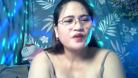 amazing angel online show from 28, 4, 2026