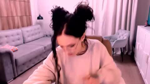 Snapshot of amazingeyes89 chatting on 16, 3, 2026 Izza online show from 16, 3, 2026