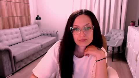 Snapshot of amazingeyes89 chatting on 30, 5, 2026 Izza online show from 30, 5, 2026