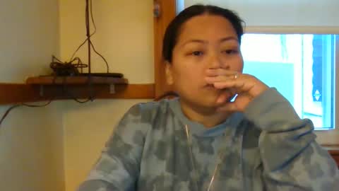 So many calling me Laura but i am Lora now i know Lora is SpanishLaura is EnglishLori is Italian so can call me those name online show from 17, 1, 2026