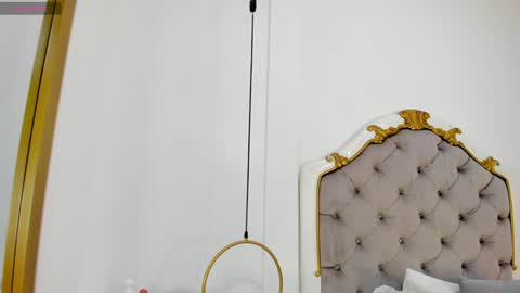 Snapshot of ambar_adamss chatting on 27, 12, 2024 Sara online show from 27, 12, 2024