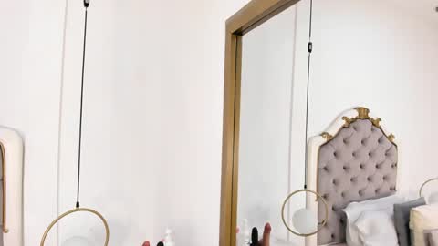 Snapshot of ambar_adamss chatting on 3, 1, 2025 Sara online show from 3, 1, 2025