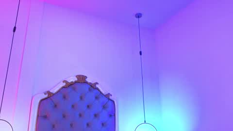 Snapshot of ambar_adamss chatting on 12, 10, 2025 Sara online show from 12, 10, 2025