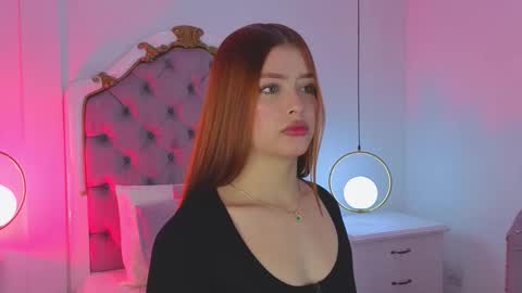 Snapshot of ambar_adamss chatting on 20, 11, 2025 Sara online show from 20, 11, 2025